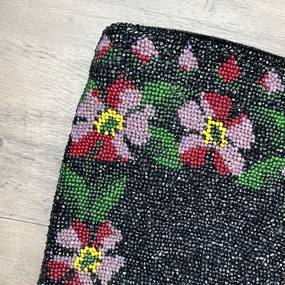 Gorgeous Vintage Floral Seed Bead Beaded Pouch w Velvet Lining - Picture 3 of 14